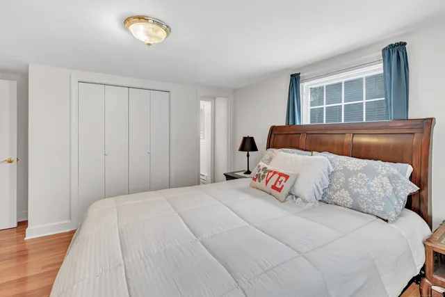 $369,890 | 70 Glen Rock Road, Waterbury, CT 06706