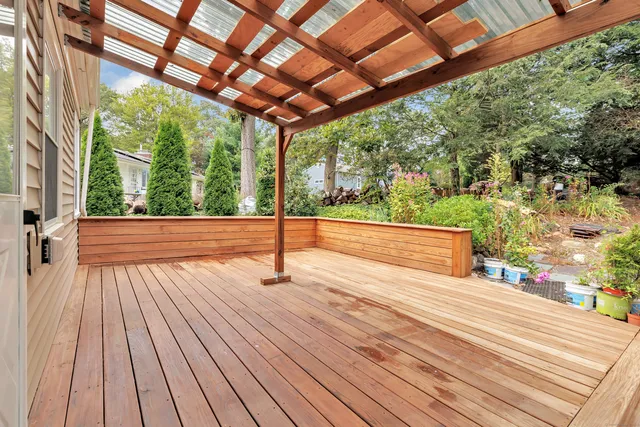 $369,890 | 70 Glen Rock Road, Waterbury, CT 06706