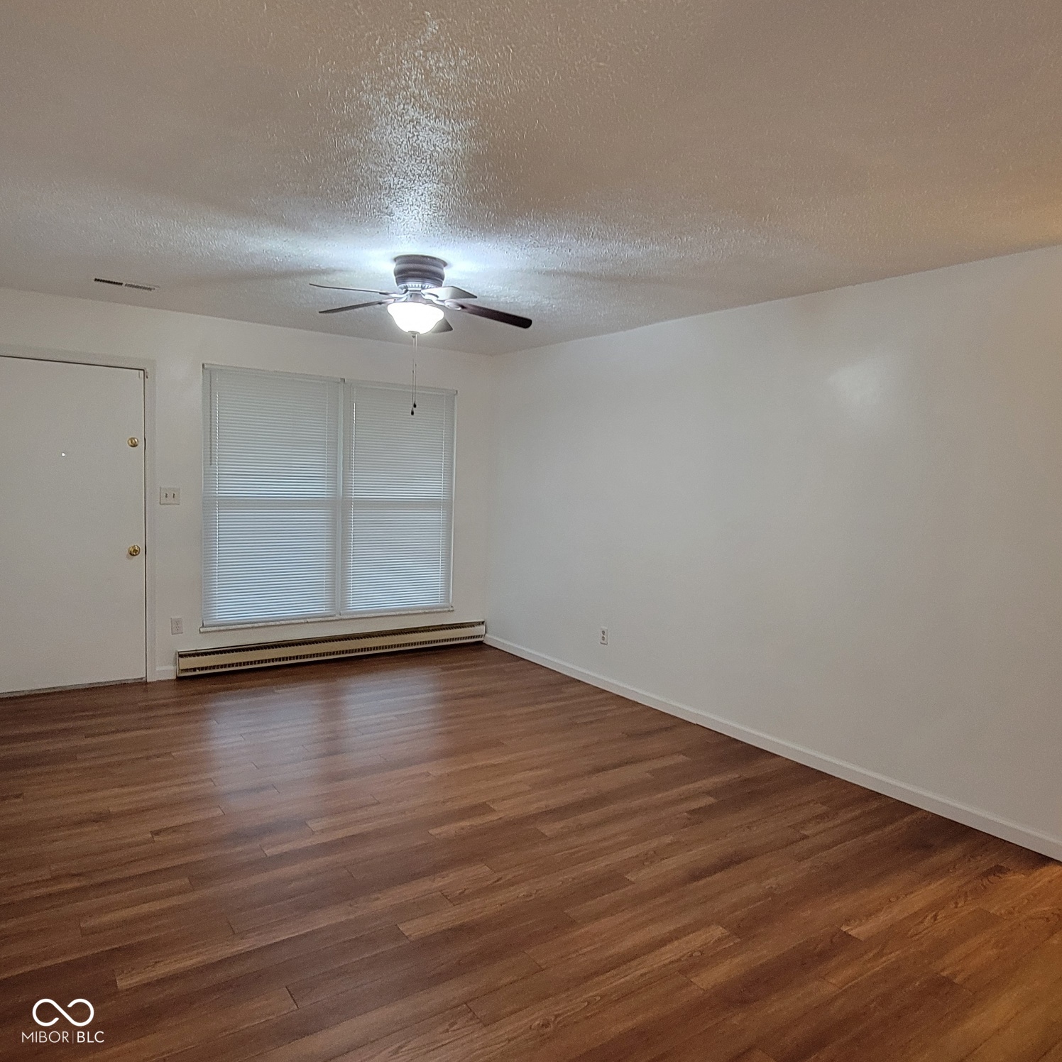 4502 Aristocrat Lane Indianapolis, IN 46235 - Photo 2 of 12