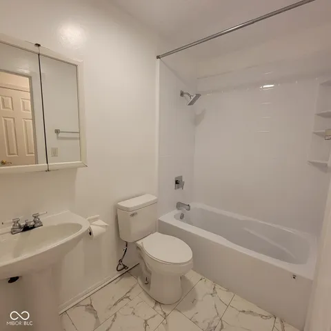 $1,550 | 4502 Aristocrat Lane, Indianapolis, IN 46235