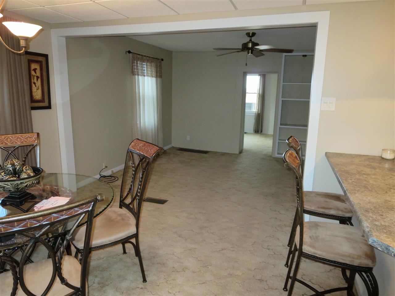 8303 Roth Road Evansville, IN 47712 - Photo 4 of 19 Gallery Image 4