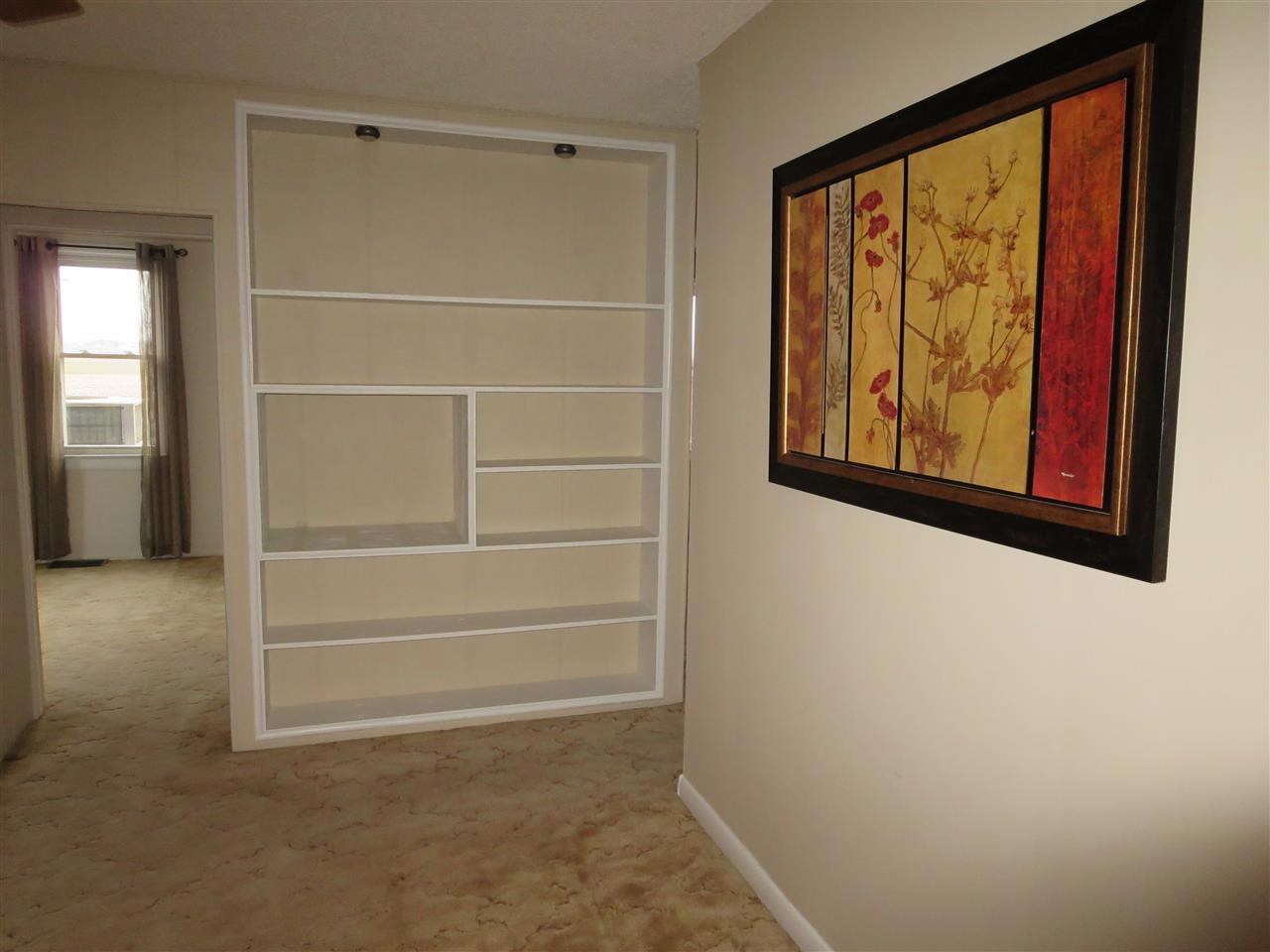 8303 Roth Road Evansville, IN 47712 - Photo 5 of 19 Gallery Image 5