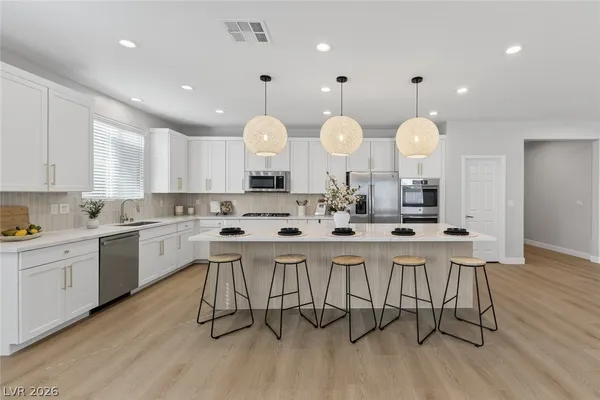 $685,000 | 5713 Silver Cascade Avenue, Las Vegas, NV 89131