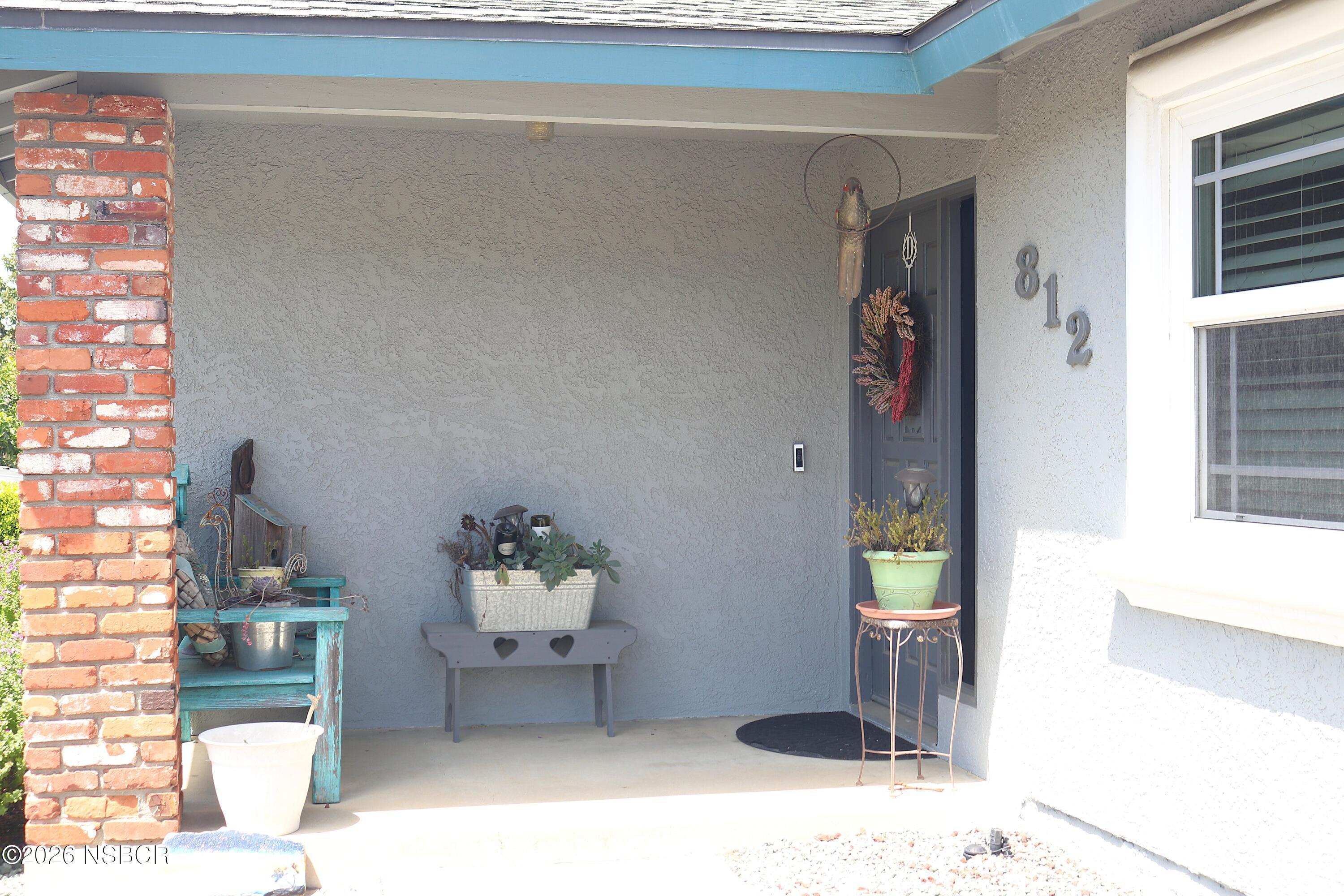 812 North D Street Lompoc, CA 93436 - Photo 31 of 34 Front Entryway