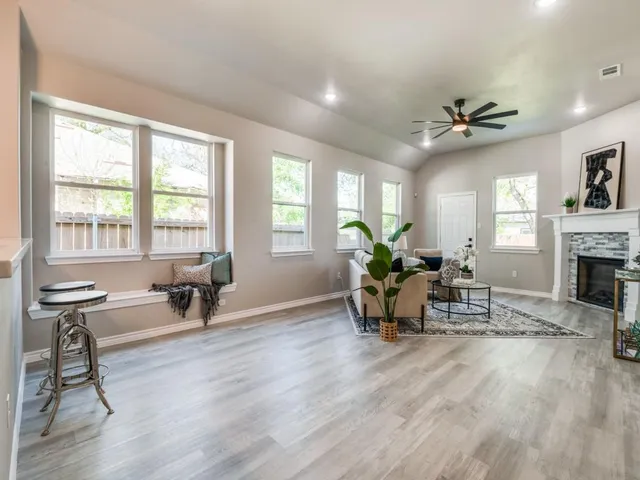 $345,500 | 3600 Carl Street, Dallas, TX 75210