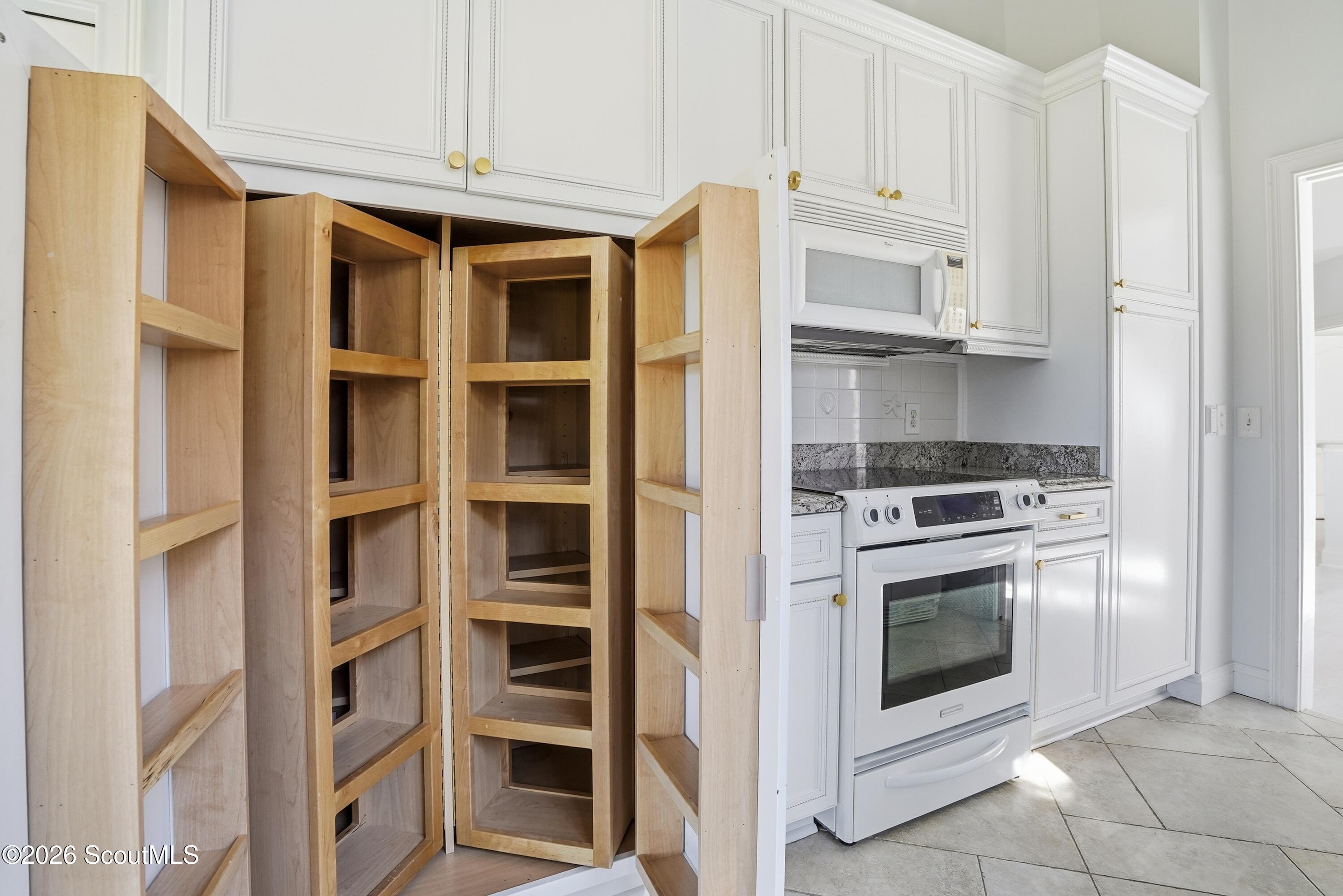 103 Turtle Point Court St. Simons Island, GA 31522 - Photo 13 of 35