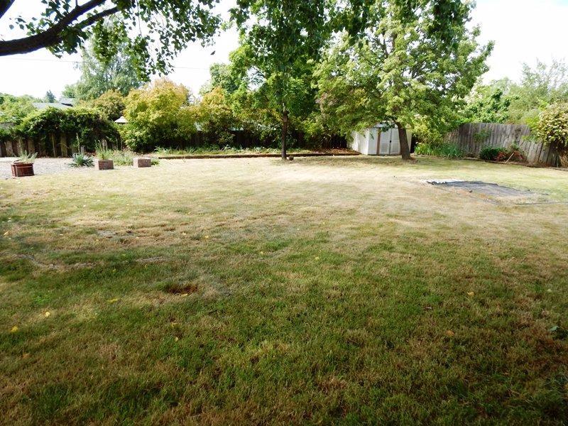 102 Victoria Way Central Point, OR 97502 - Photo 26 of 33 Additional Photo
