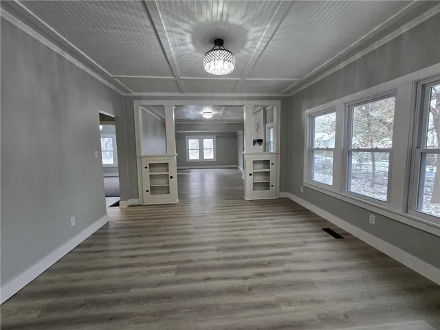 $189,900 | 605 East Grandriver Street, Clinton, MO 64735