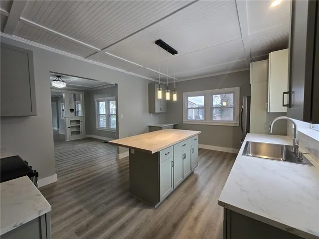 $189,900 | 605 East Grandriver Street, Clinton, MO 64735