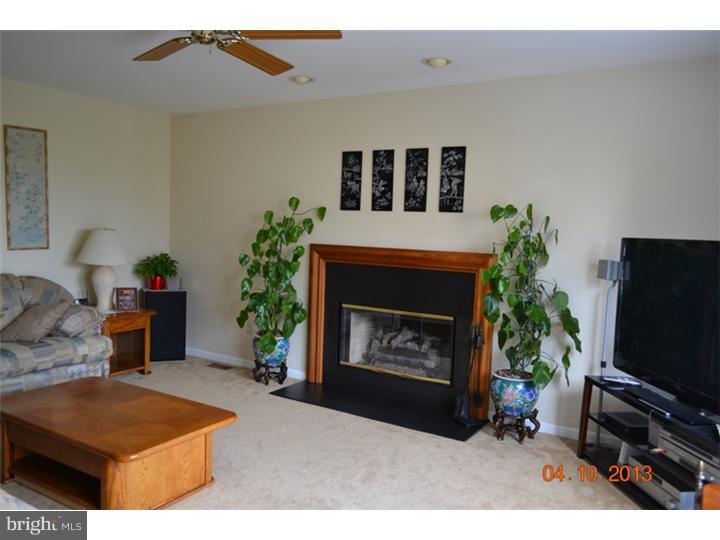 610 C Convent Road Aston, PA 19014 - Photo 11 of 25 Family Room