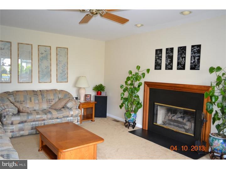 610 C Convent Road Aston, PA 19014 - Photo 12 of 25 Family Room
