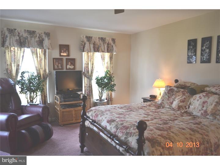 610 C Convent Road Aston, PA 19014 - Photo 15 of 25 Master Bedroom