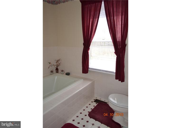 610 C Convent Road Aston, PA 19014 - Photo 17 of 25 Master Bathroom
