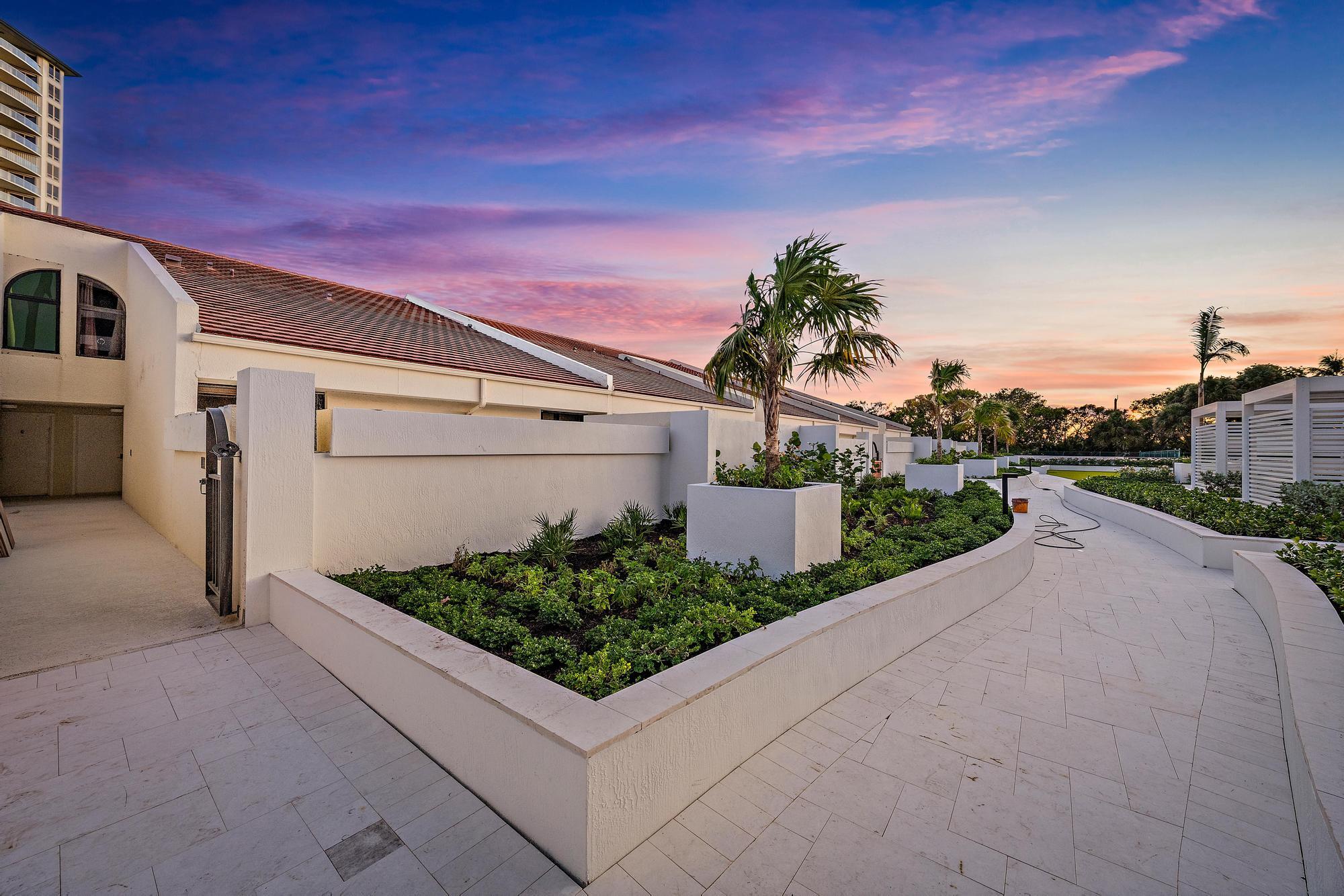 3970 North Ocean Drive, Unit 6 Singer Island, FL 33404 - Photo 26 of 55 Entrance