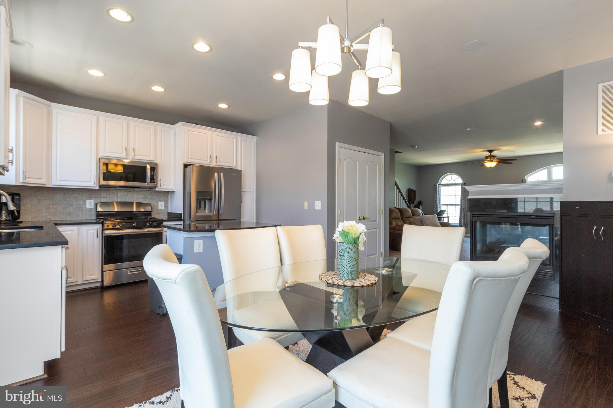 42429 Rockslide Terrace Brambleton, VA 20148 - Photo 19 of 43 Gallery Image 19