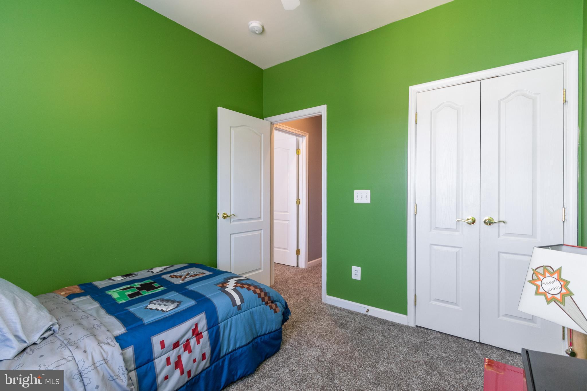 42429 Rockslide Terrace Brambleton, VA 20148 - Photo 37 of 43 Gallery Image 37