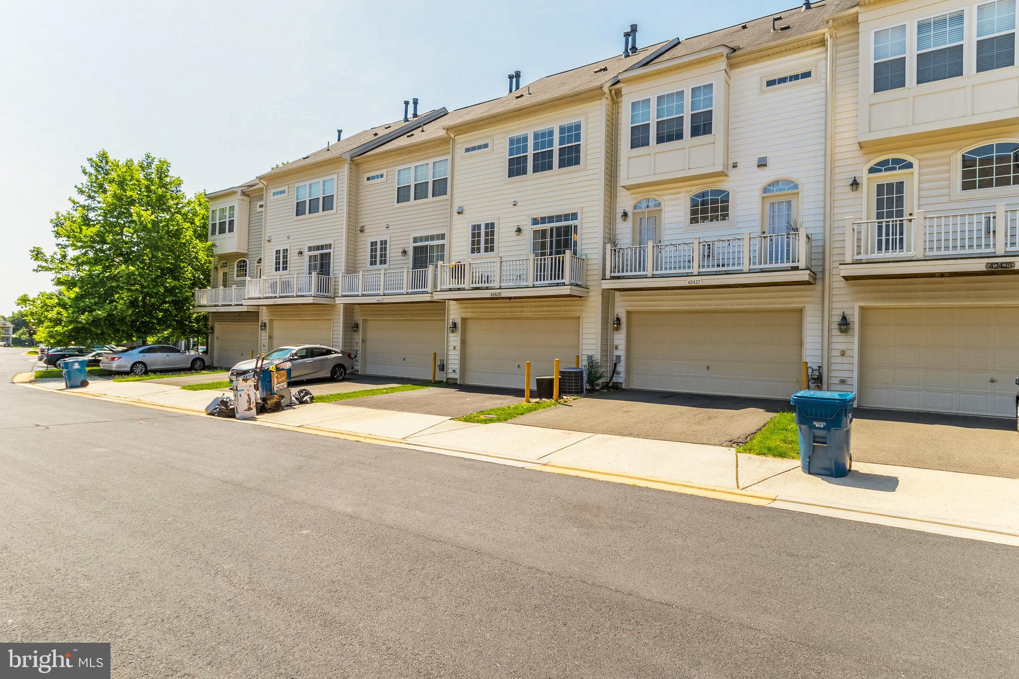42429 Rockslide Terrace Brambleton, VA 20148 - Photo 41 of 43 Gallery Image 41