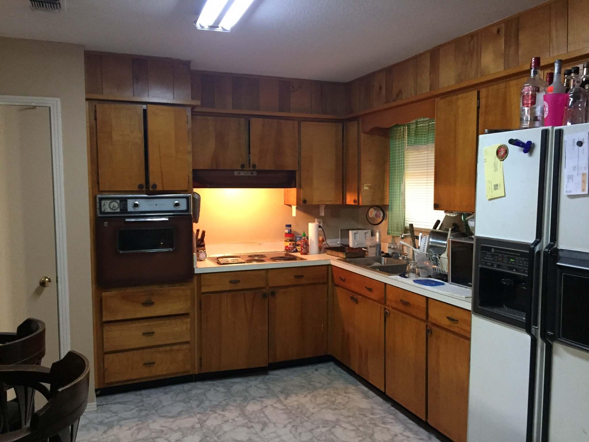 198 Deluna Road Southwest Fort Walton Beach, FL 32548 - Photo 2 of 5 kitchen
