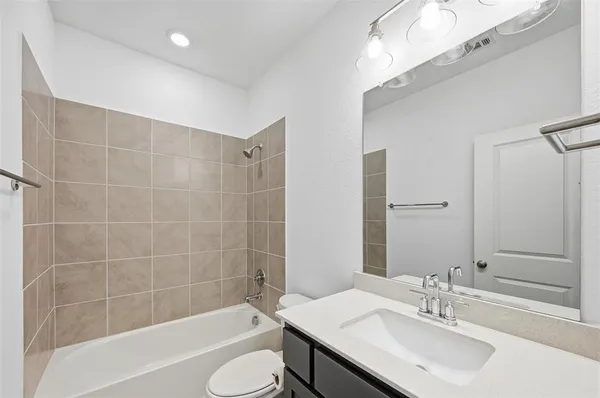 $2,750 | 5929 Baritone Court, Sachse, TX 75048