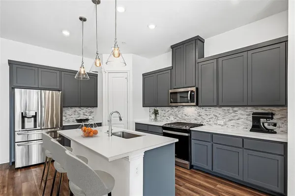 $2,750 | 5929 Baritone Court, Sachse, TX 75048