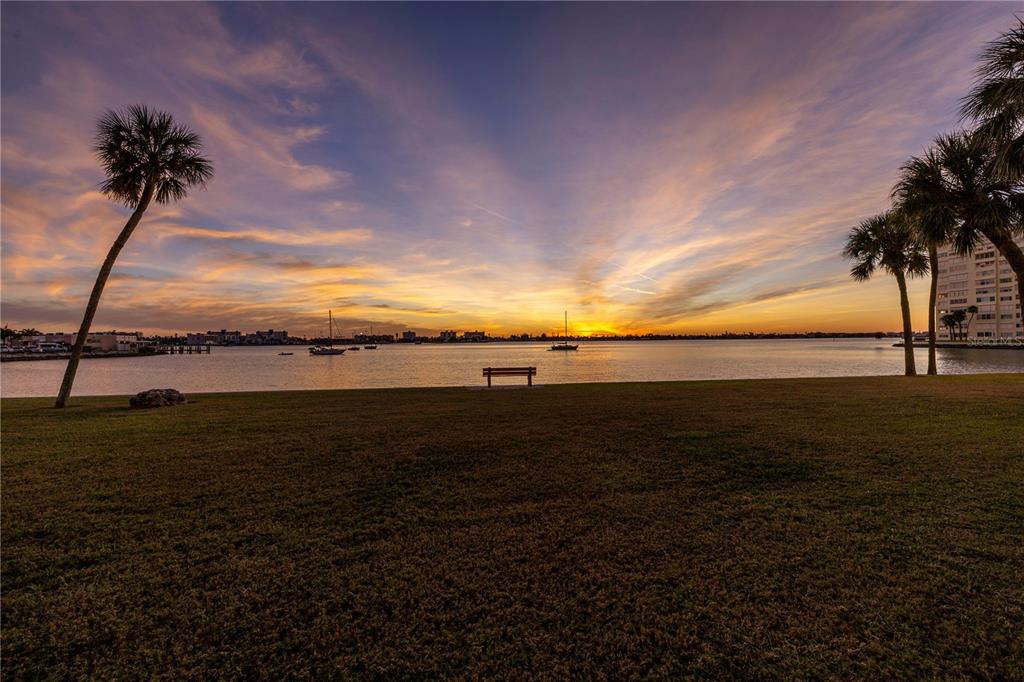 4525 Cove Circle, Unit 102 St. Petersburg, FL 33708 - Photo 3 of 73