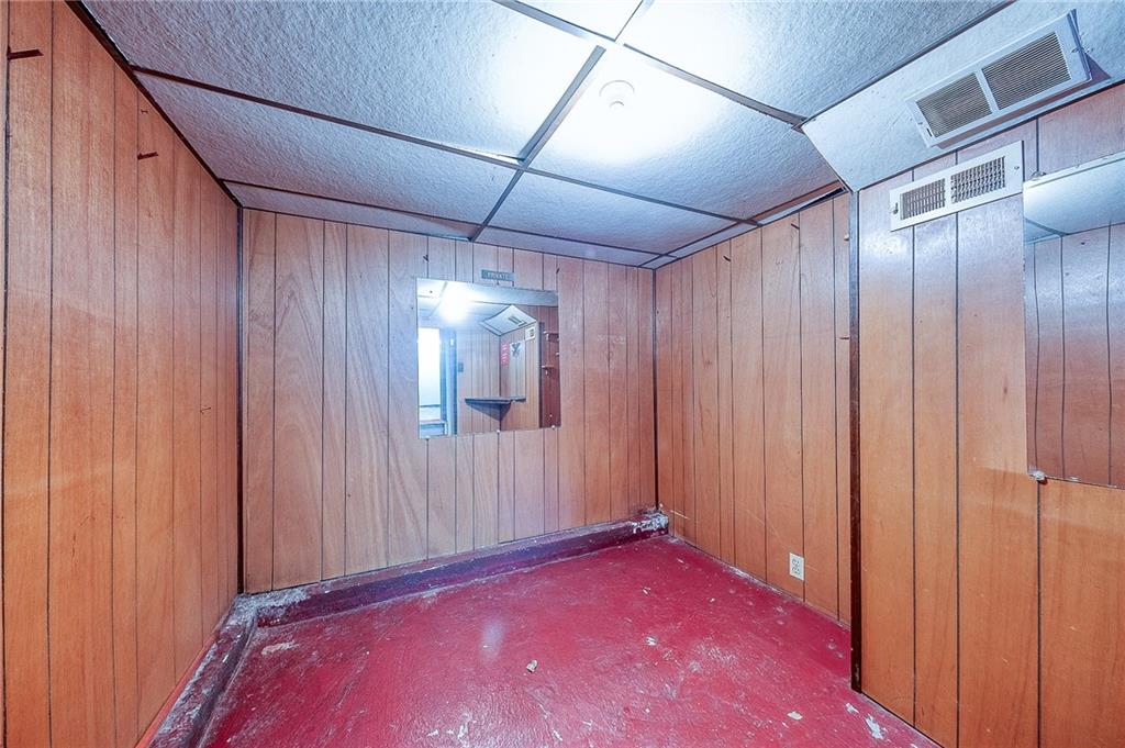 340 Rolshouse Road Pittsburgh, PA 15237 - Photo 21 of 33 Gallery Image 21