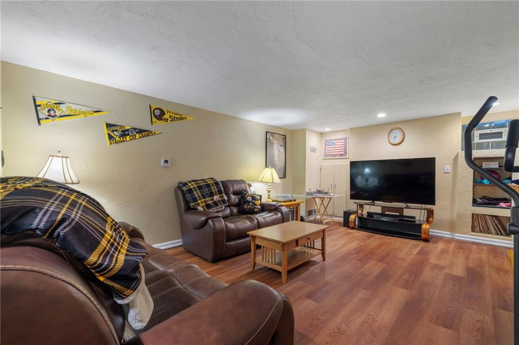 1029 Logan Road North Versailles, PA 15137 - Photo 30 of 45