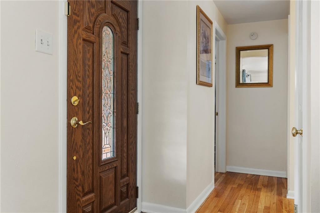 1029 Logan Road North Versailles, PA 15137 - Photo 6 of 45