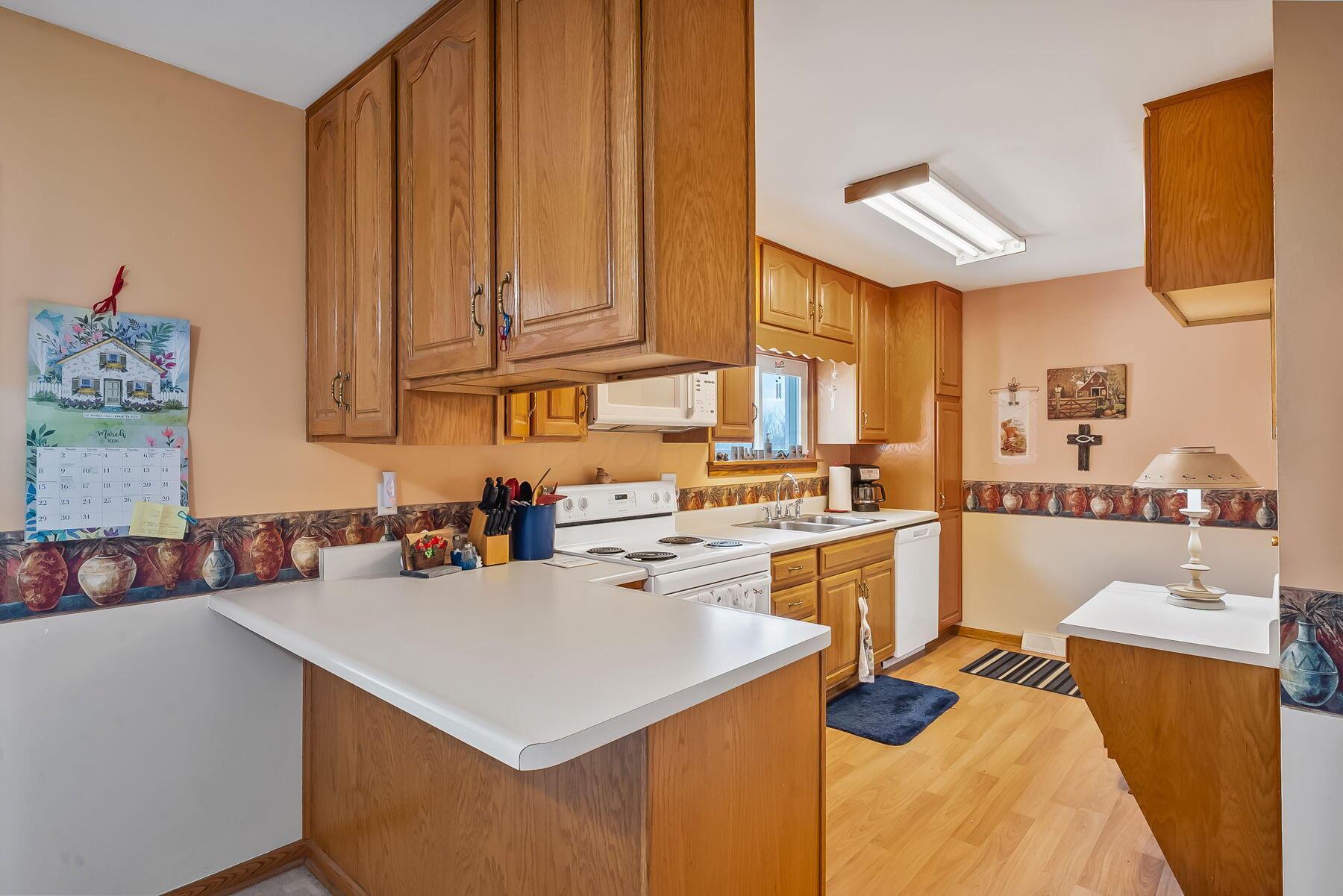 2376 Marion Road Marion, OH 43302 - Photo 23 of 40 Kitchen