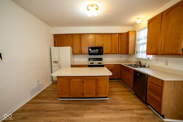 $333,000 | 10762 Galant Fox Court, Indianapolis, IN 46234