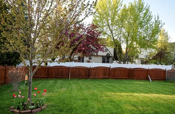$399,000 | 2070 Foxtail Drive, Aurora, IL 60504