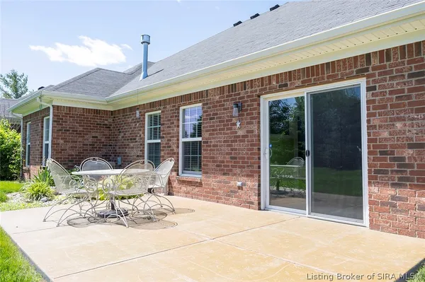 $349,000 | 2404 Magnolia Court, Unit L 49, Clarksville, IN 47129