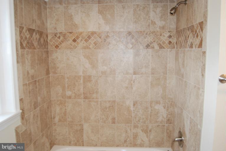 2906 Hardy Avenue Silver Spring, MD 20902 - Photo 15 of 19 Bath