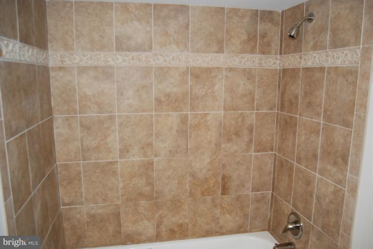 2906 Hardy Avenue Silver Spring, MD 20902 - Photo 7 of 19 Bath