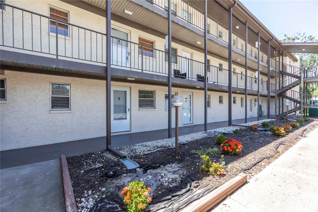 5245 Amulet Drive, Unit 108 New Port Richey, FL 34652 - Photo 3 of 30