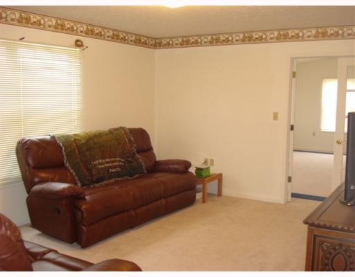 300 West Sparrow Road Springfield, OH 45502 - Photo 7 of 12