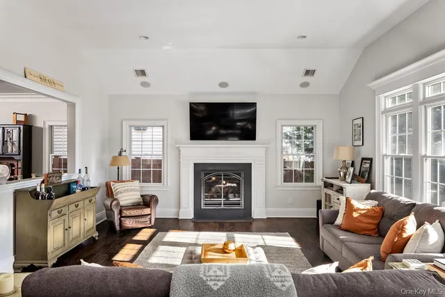 $2,149,000 | 24 Loines Avenue, Merrick, NY 11566