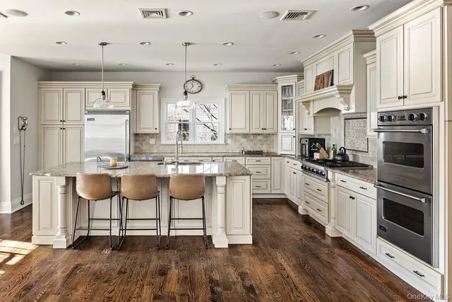 $2,149,000 | 24 Loines Avenue, Merrick, NY 11566