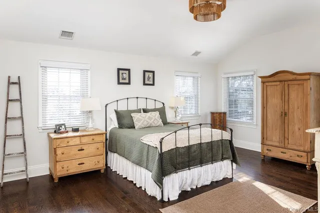 $2,149,000 | 24 Loines Avenue, Merrick, NY 11566