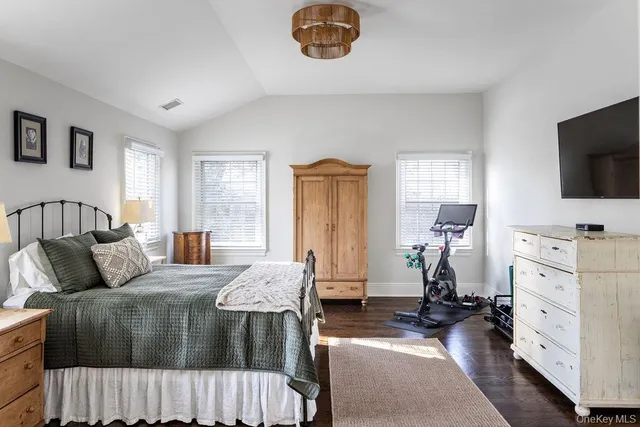 $2,149,000 | 24 Loines Avenue, Merrick, NY 11566