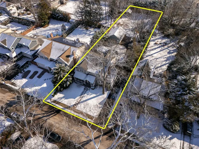 $2,149,000 | 24 Loines Avenue, Merrick, NY 11566