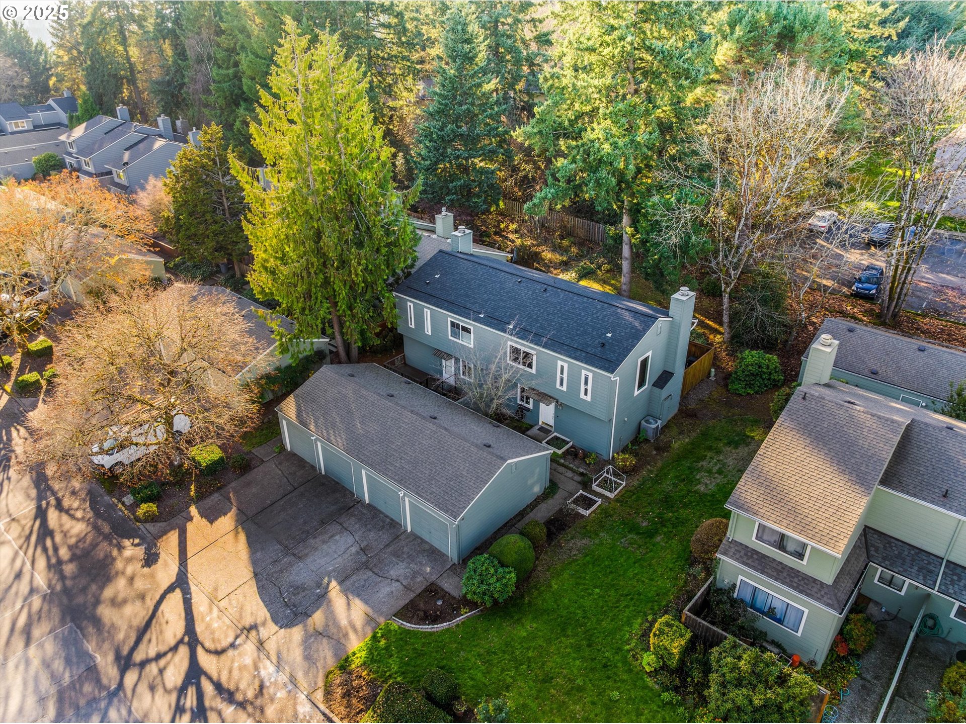 14825 Southwest 106th Avenue Portland, OR 97224 - Photo 2 of 22