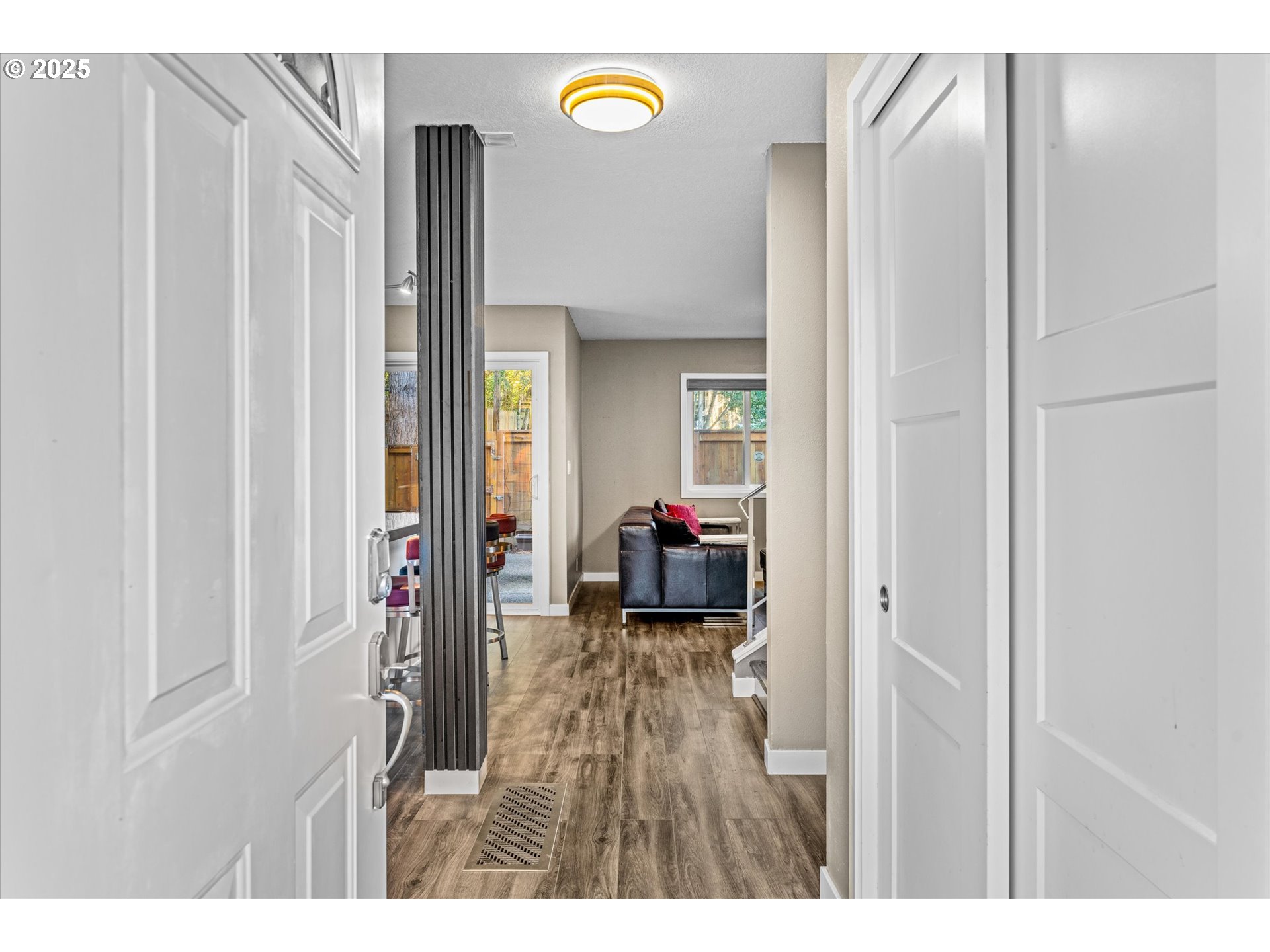 14825 Southwest 106th Avenue Portland, OR 97224 - Photo 4 of 22