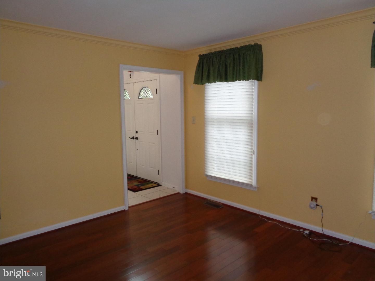 465 Shelmire Road Downingtown, PA 19335 - Photo 4 of 25 Living Room