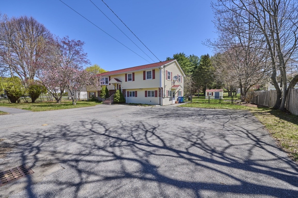 37 Locust Street, Unit 1 Burlington, MA 01803 - Photo 2 of 29