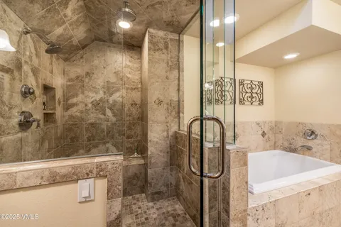 $2,495,000 | 3000 Eaglebend Drive, Unit 5, Avon, CO 81620