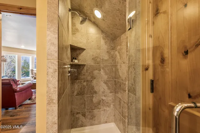 $2,495,000 | 3000 Eaglebend Drive, Unit 5, Avon, CO 81620