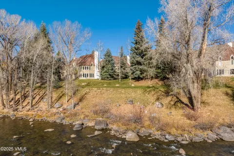 $2,495,000 | 3000 Eaglebend Drive, Unit 5, Avon, CO 81620