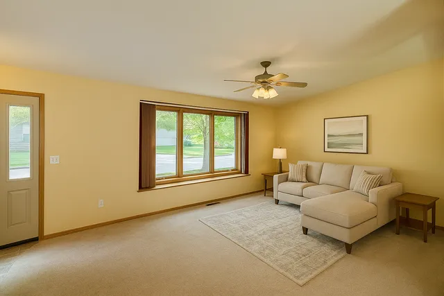 $209,000 | 510 Ash Avenue, Bird Island, MN 55310