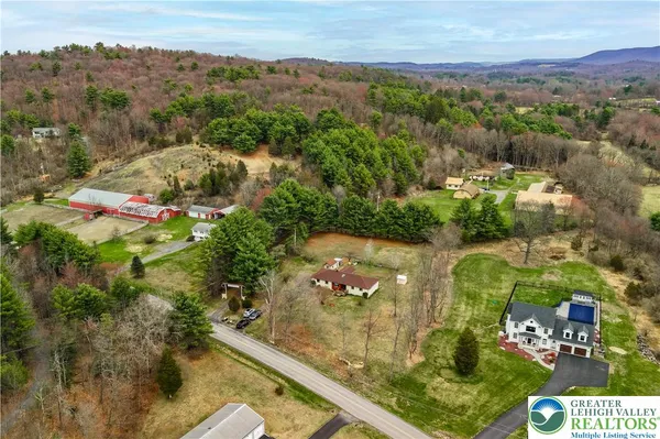 $284,000 | 3134 Ross Road, Saylorsburg, PA 18353